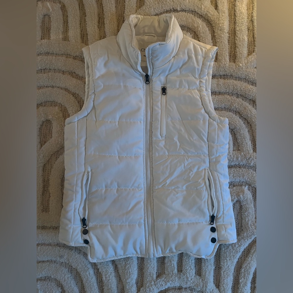 perfect white vest. great for winter and into spring.